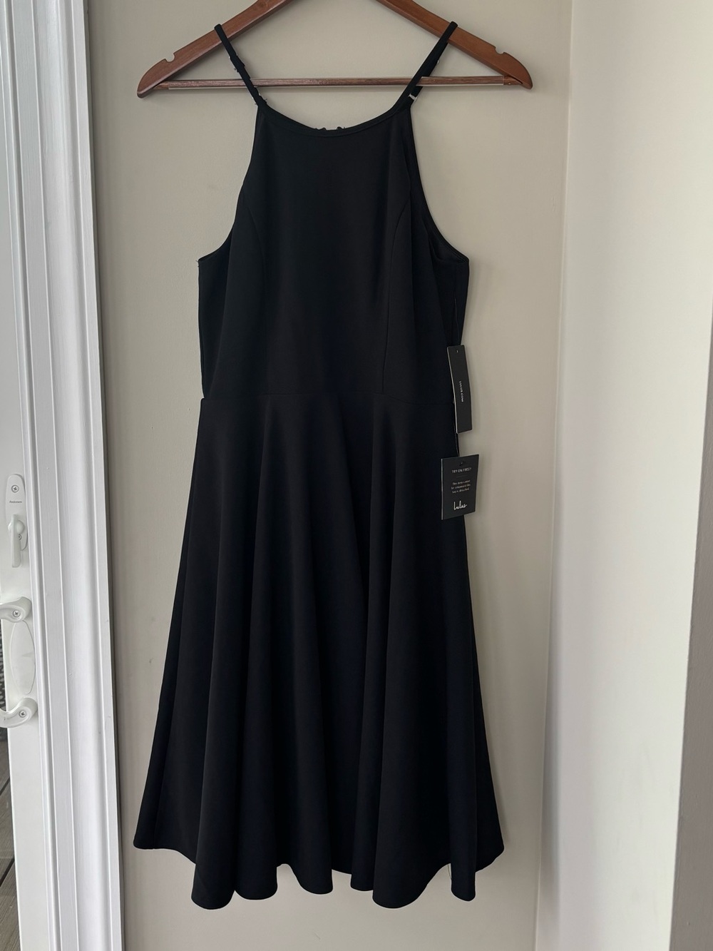 Lulus women’s black dress size small new with tags